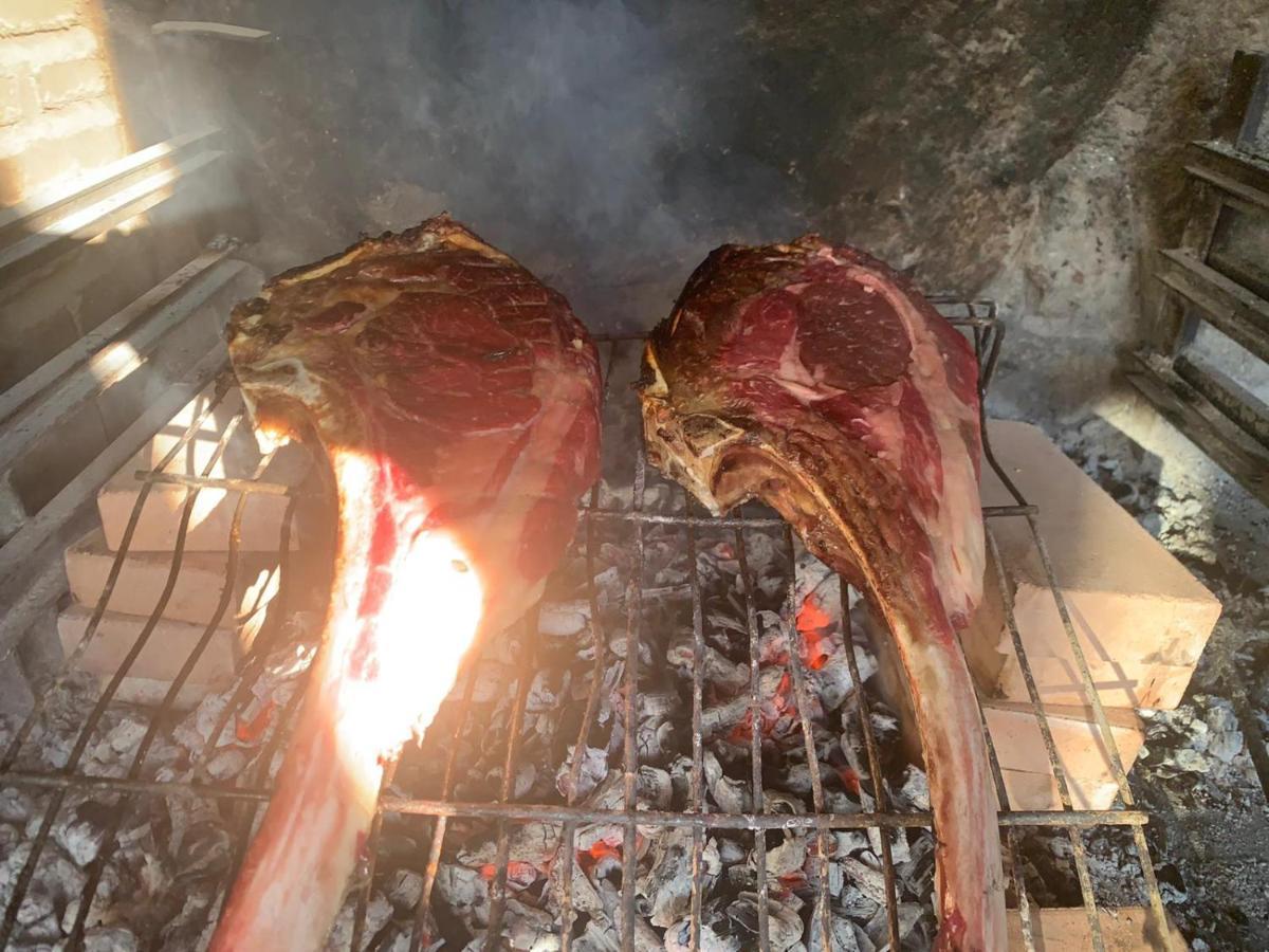 Hotel Rural Y Restaurante, Rinconcito De Gredos Cuevas Del Valle Екстериор снимка