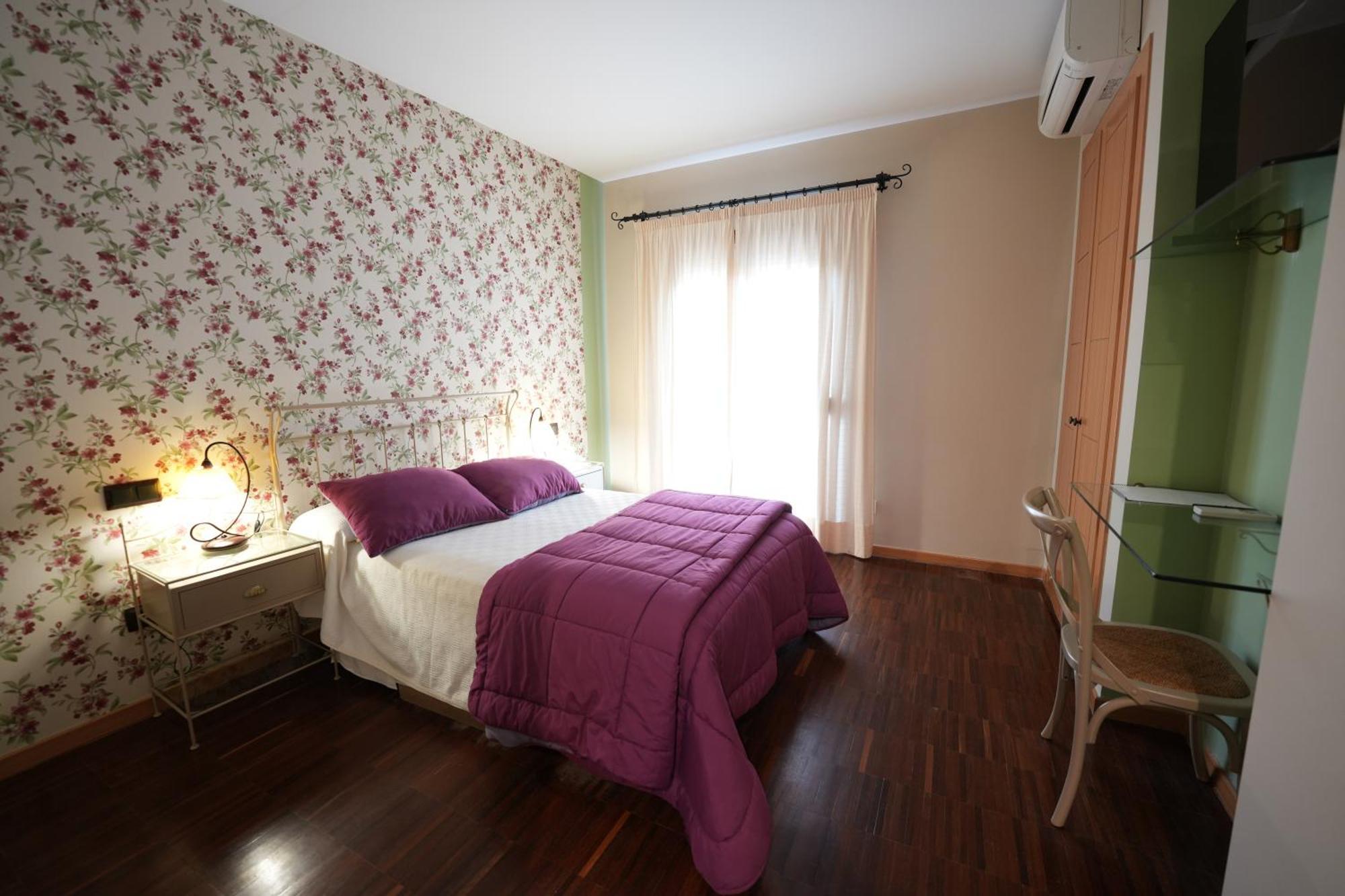 Hotel Rural Y Restaurante, Rinconcito De Gredos Cuevas Del Valle Екстериор снимка