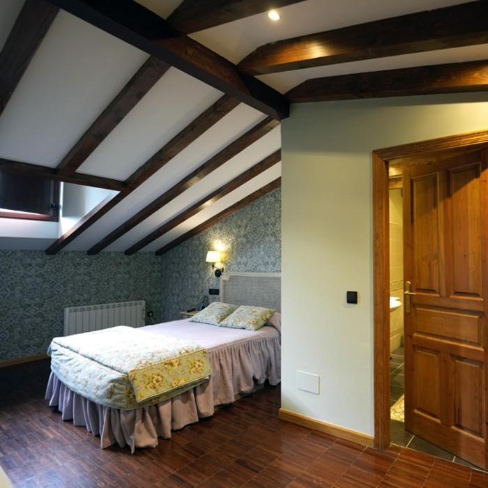 Hotel Rural Y Restaurante, Rinconcito De Gredos Cuevas Del Valle Екстериор снимка