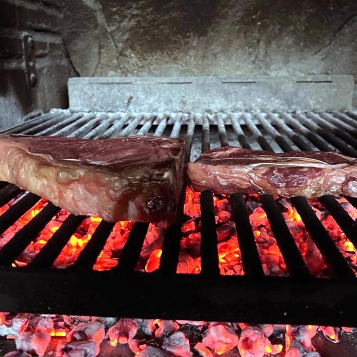 Hotel Rural Y Restaurante, Rinconcito De Gredos Cuevas Del Valle Екстериор снимка